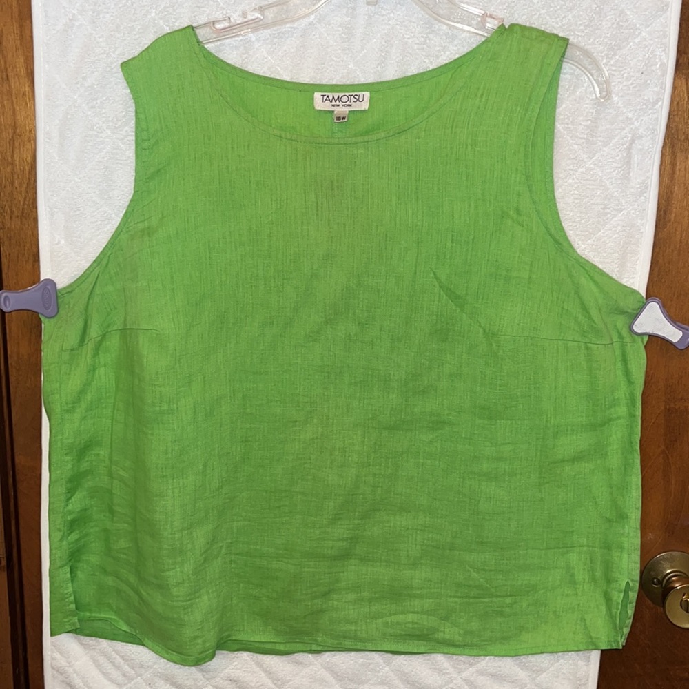 Tamotsu Sleeveless Linen Top